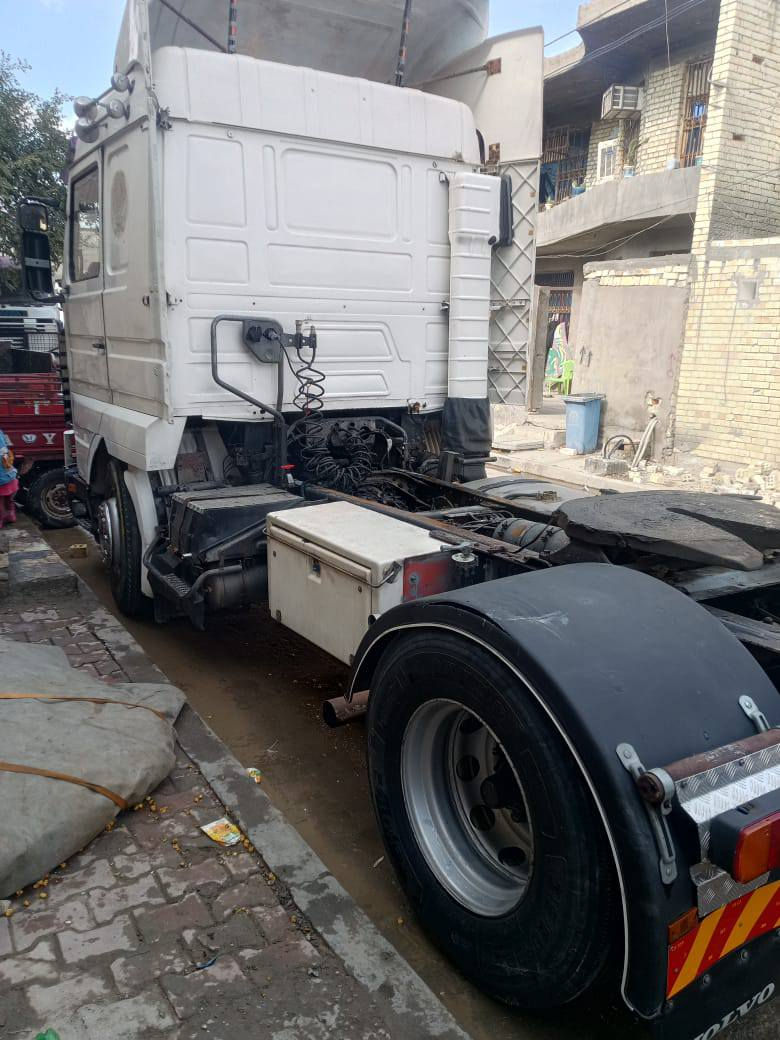 السلام عليكم سكانيا بطه 97 مكينه 143 0. 8 كير 4,4تخم تاير كهربائيات كامله رقم بغداد مربوطه فلات جناب 4محاورمكان بغداد رقم *********** بيع بس الراس
