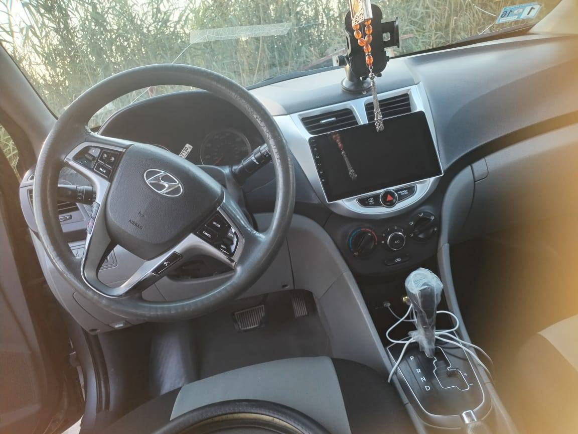 اكسنت للبيع
السياره جاهزه اي نقص مابيها 
مكينه 1600جي دي اي
وارد امريكي 
السعر 83
0773 215 6364
