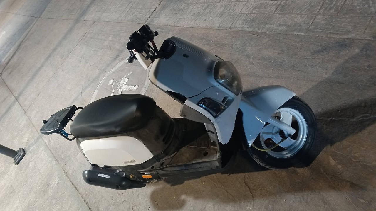 دراجه بوليس نوزل للبيع سعر 400 وبيها مجال ***********
