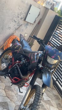 قفاز كاويار 2023 محرك كبس دراجه نظيف ونشطه النقص الوحيد باتري السعر 65...