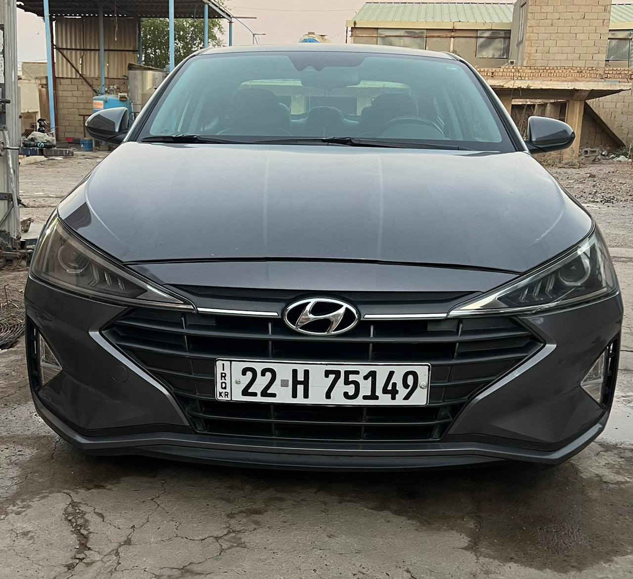 موديل2020 
بدون دواخل 
ماشيه 90 
السياره فول موصفات
مكينه ٢٠٠٠ دوش 
مواصفات
فتحت سقف  
شاشة كبيره 
كامره دواره 
رادارات جانبيه 
رادار امامي
رادار خلفي 
توقف ذاتي 
مانع انغلاق 
تحديد مسار 
مود درايف ثلاث انضمة قياده
ميحتاج تصرف عليها ولا سنت 
تبريد وصدر وباتري وتخم تاير كله جديد 
حادثه كلش حلو موجود ويا الصور 
تبديل باب السايق + جاملغ جهت السايق
لغد شاصي محرك كير مكفولات 
رقم اربيل تريد تحويل او وكاله  *********** سعرها 128 وبيهه مجال
