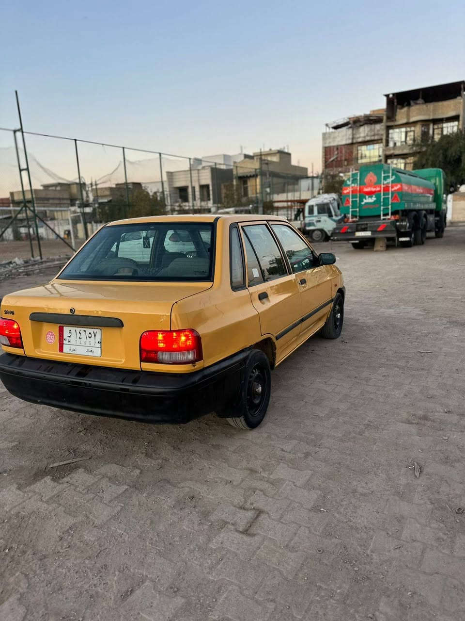 السلام عليكم سايبة موديل 2014 مكفوله مكينه وكير بيها بس الشاصي الايسر  ملصح بدون ضربه بدون صبغ للأستفسار ***********
