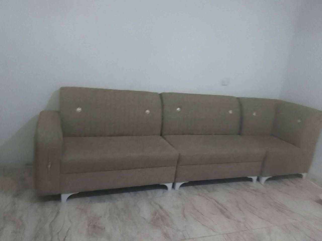 ديوان للبيع 7 أمتار
6 قطع
العنوان حي بيسان
السعر ٢٢٠


**إذا كنت صاحب هذا الإعلان وتريد حذفه لأي سبب، رجاءا أرسل رسالة إلى الدعم الفني**