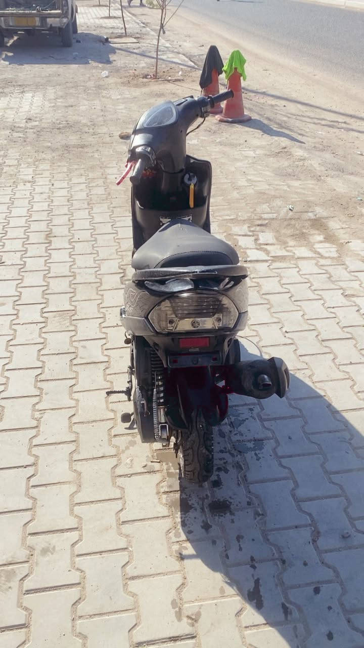 السلام عليكم ماكس عدله بلاديه مامفتوحه كفراته ختم واحد تايرات جلاتين جدد صالنصه صجميه حلوه دراجه اي ستفسار هاذ رقمي ‭٠٧٨٨ ٧٧٨ ٦٦٢٠‬ ومكاني بصره تنومه
