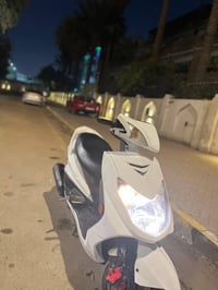 شباب دراجه سكنس فحل للبيع نوزل خطين بيه خيط تبخير مكانه الاعضميه رقم ا...