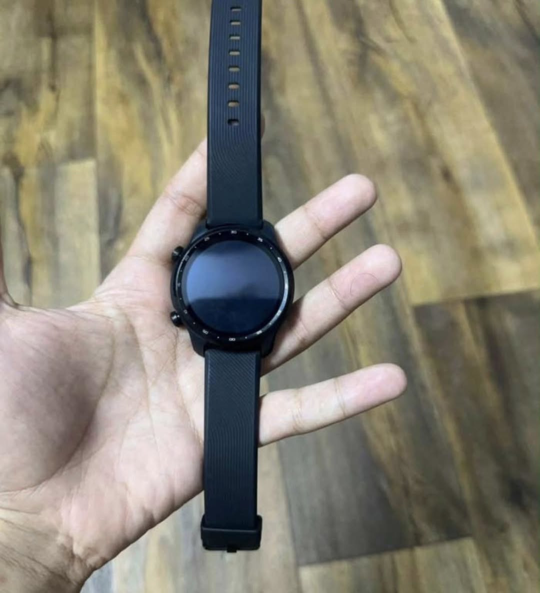 سلام عليكم ساعة TicWatch Pro 3 Ultra GPS افضل نسخة الساعة كلش جديدة ونضيفة وموجودة الوصولات مكصوصة من برا مميزات الساعة هواي سعرها بل موقع 375 الف وتكدر تتأكد 
نضام اندرويد كوكل كلشي تكدر تنزل ومعالج فول حته العاب تلعب وتكنك نت وبلوتوث المعالج مالتها سناب دراكون{اجهزة اندرويد فقط}

سعرها 80 وبيها مجال ومكاني الحرية ماعندي توصيل


**إذا كنت صاحب هذا الإعلان وتريد حذفه لأي سبب، رجاءا أرسل رسالة إلى الدعم الفني**