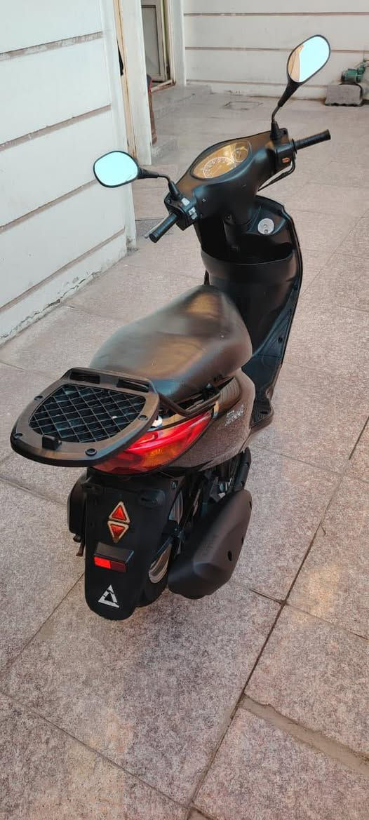 للبيع دراجه اكزز نوزل دبل سكليتر موديل 2015 دراجه نضيفه كلش اخت الجديده بيع مستعجل السعر مليون ٣٥٠ وبيها مجال حك الجيه واني بخدمتكم رقم التواصل ***********
