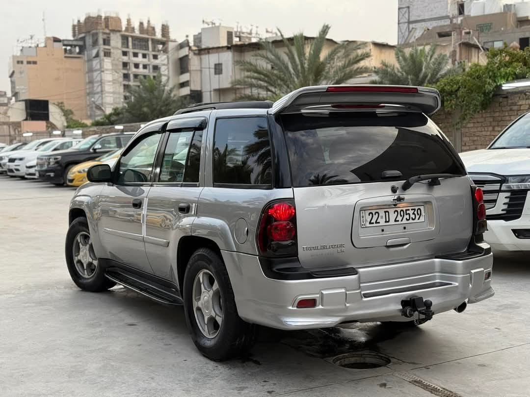 السلام عليكم بلايزر 2008 كفاله عامه من جميع النواحي السياره جديده كلش المكان البصره وشرط تحويل *********** السعر 125
