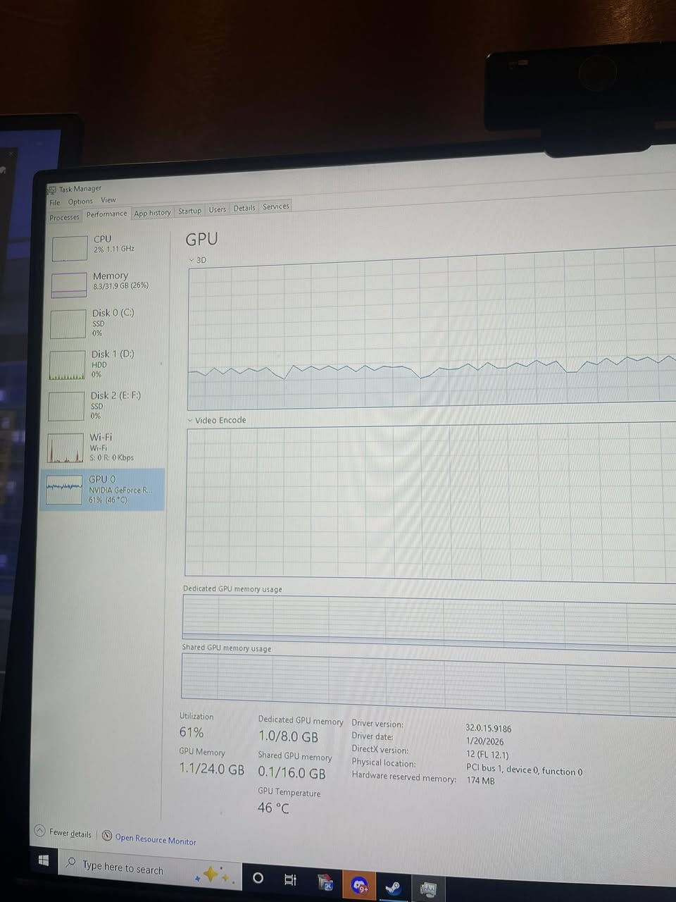 السلام عليكم شباب، للبيع تجميعة كاملة "مع الأثاث والملحقات، نظيفة جداً . التجميعة متعوب عليها 
🖥 مواصفات الكيس 
• المعالج: Intel Core i9-9900 
• كرت الشاشة: NVIDIA RTX 3070 Gigabyte 
• الرام: 32GB G.Skill RGB 3600MHz 
• المذربورد: Z390 UD 
• التخزين:  (1TB M.2 + 256GB SSD) بالإضافة لـ 1TB HDD للملفات.
• التبريد: تبريد مائي مغلق 240mm (الحرارة دائماً مستقرة).
• الباور سبلاي: 800W 
📺 الشاشات والملحقات:
1. الشاشة الرئيسية: MSI بتردد 200Hz 
2. الشاشة الثانية: HP Flat 24 inch 
3. الصوت: سماعة Astro A10 + مايك احترافي من شركة Boya (سعره الأصلي 140$).
4. الإضافات: UPS + كامرتين للستريمريج
🪑 الأثاث:
• ميز تفصال:  (مترتين) يتحمل كل الأغراض ومرتب جداً.
• كرسي بوكته اخذته ب 250
💰 السعر 2,150,000
📍 المكان: بغداد /حي العدل
 فحص واستلام مباشر.
ملاحظة: الأغراض كلها نظيفة والبيع للست أب كامل (ما أبيع قطع منفصلة).
***********
