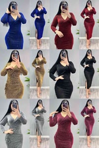 ✨ إطلالة العيد والمناسبات تبدأ من هنا ✨ فستان أنيق بتصميم راقي ولمعة ن...