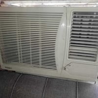 مكيف للبيع شغال مابيه شي سعره 250وبيه مجال 07733851467 واتساب