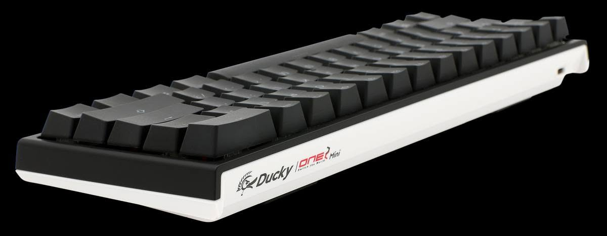 كيبورد Ducky One 2 Mini Mechanical keyboard
الحجم: 60% 
لون السوجات: cherry brown 
منفذ التوصيل: USB TYPE-C
ازرار اضافية بالون الاصفر 
السعر: 65الف مع التوصيل


**إذا كنت صاحب هذا الإعلان وتريد حذفه لأي سبب، رجاءا أرسل رسالة إلى الدعم الفني**