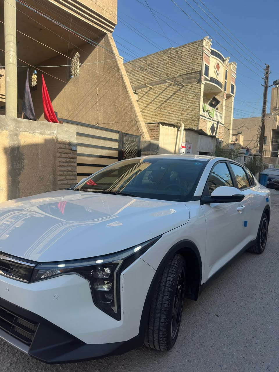 كي فور خليجي شركة الدولية فول عده الفتحه كفاله عامة
 رقم بغداد
 ماشيه١٣ الف 
العنوان الكرخ 
 السعر ١٨٧ وبيه مجال 
***********
