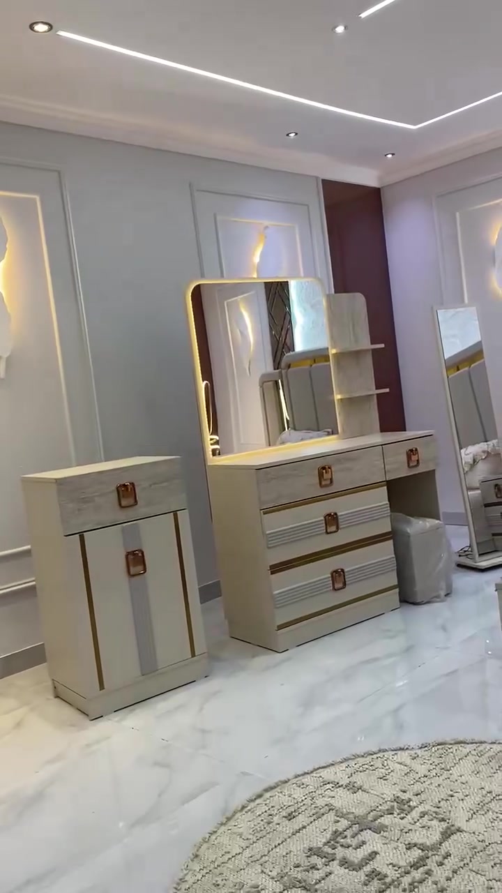 تحطيم الاسعار 🔥 اقوى عرض بالعراق 🔥
 
غرف تركية درجة أولى ...مع نقل وشد مجاني  ✅

مع ضمان صيانة حقيقي ✅

موديل  ميلام 🩵
ظهر بلوك 
10  قطع ✅

سرير مخزن 
كنتور 340 × 220 

السعر.  مليون و300 الف بسس🔥🔥
للاستفسار 
0776 650 0771

