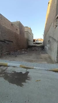 قطعه أرض للبيع 100م زراعي سند 25 العنوان العبيدي حي للرئاسه شارع 20 قر...