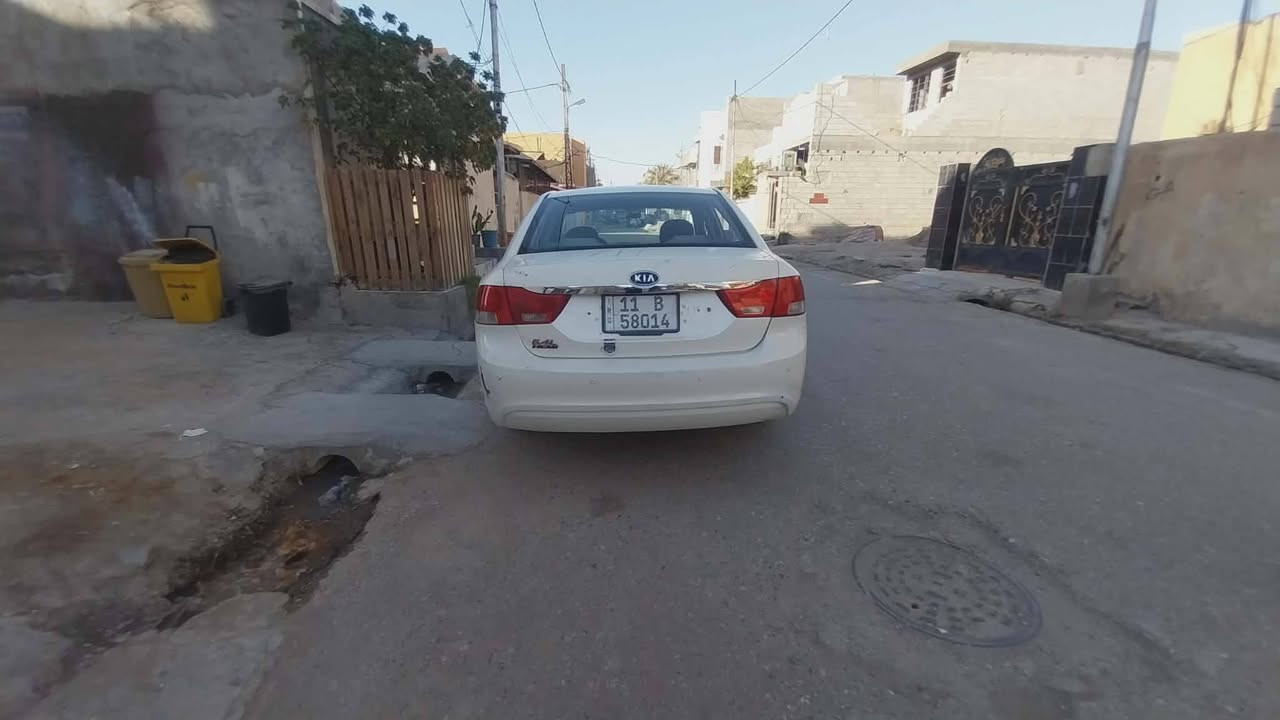سلام عليكم  سياره وبتمه 2009 سياره  نضيفه كير ومحرك حاويه تبريد  ثلج منضومه جديده  بدون ضرر ولا صبغ وارد كوري سعر 90 وبيه مجال مكان ديالى بقوبه  رقم ***********
