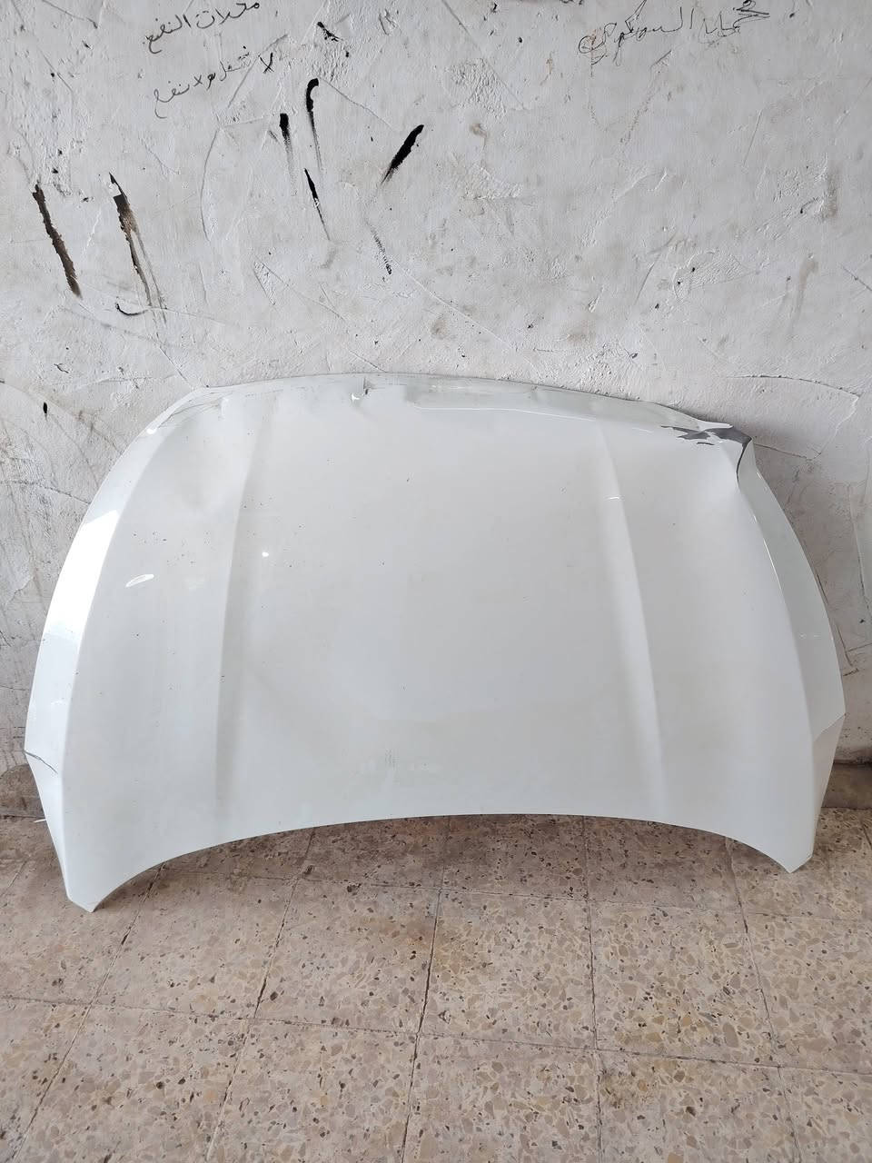 السلام عليكم 
بنيد توسان 2011 بلادي مال الشركة بي طخة بسيطة للبيع
الي محتاجه يراسلني او يتصل 
مكاني ديالى
***********
