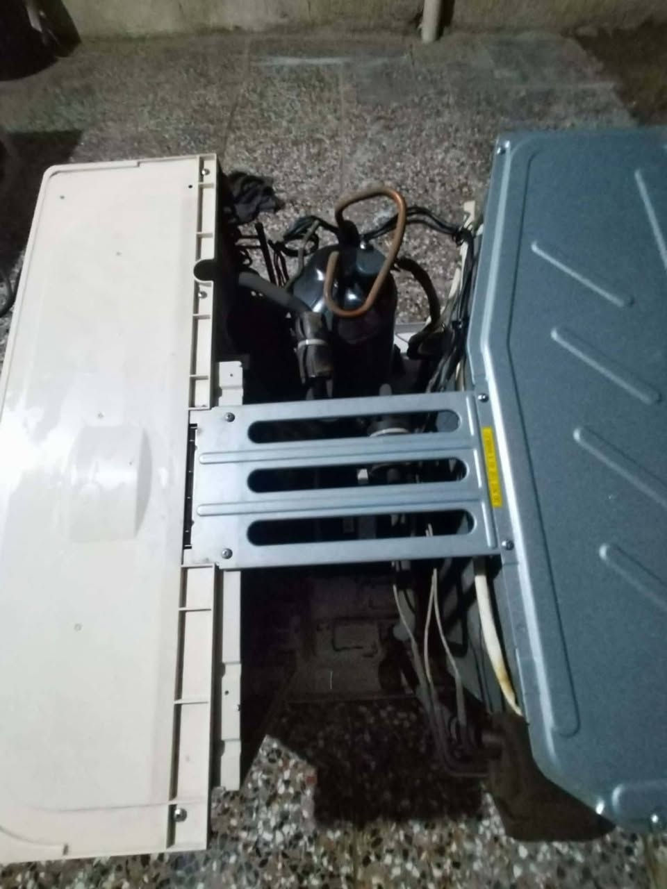 مكيف ماركة (الحافض)  اخو الجديد 2 طن غاز ⛽ 22 انفيرتر راوتري اقتصادي ماطور تي ثري تدفئه تبريد جهاز راقي وعالفحص السعر مع التوصيل( 300)متوفر توصيل داخل بغداد ضمان اسبوع شرط التبريد


**إذا كنت صاحب هذا الإعلان وتريد حذفه لأي سبب، رجاءا أرسل رسالة إلى الدعم الفني**