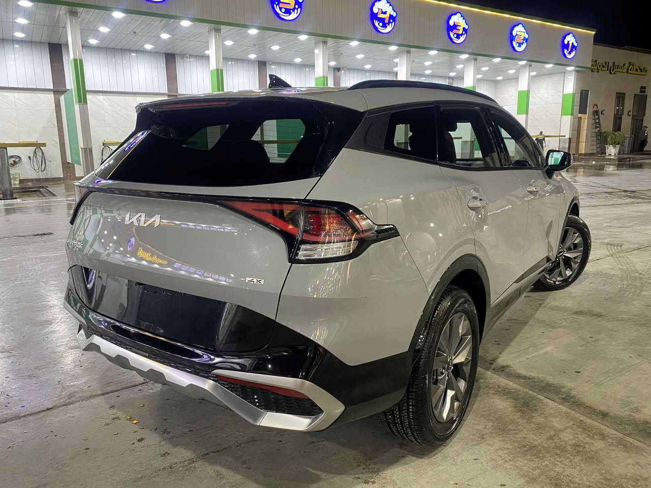 2023

اليدور نظيف وبدون حادث سمنتي  داخل مشمشمي بانزين 

مواصفات SX

بدون رقم 

مكاني بغداد البلديات 

رقم ***********

بانزين 

السعر 225

السياره جاهزه من كولشي عده الرقم
