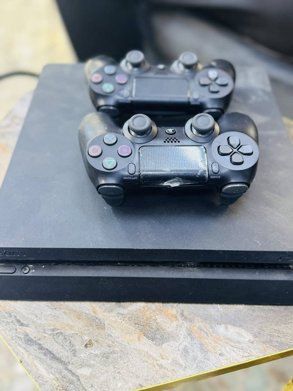 السلام عليكم بلي 4 سلم مهكر
عدد 3 للبيع 
سلم مهكر 
مع كل بلي جوستكين اصلي وتجاري
للاتصال او الاستفسار 
*********** مكاني الدولعي
