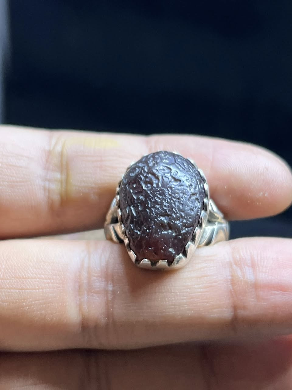 دلوه عقيق كرزي
صياغة يدوية

الشراي***********

المكان بغداد حي اور 

توصيل ماعندي
