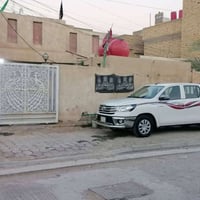 زين القوس • بيت • ٢٠٠م
