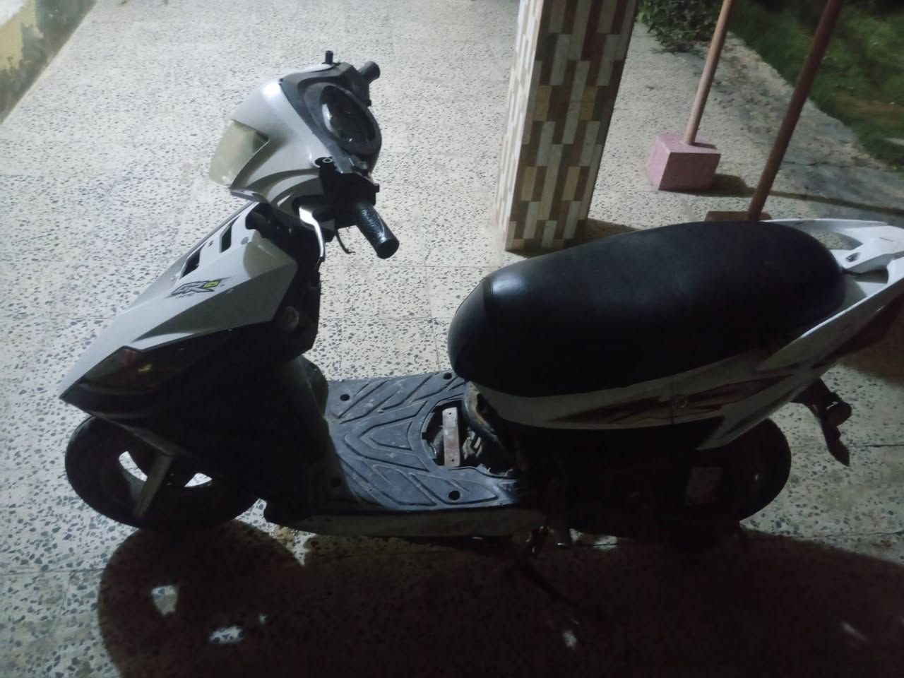 سايم نحله للبيع مال جناي محرك مكفول ممفتوح سعر 200 قفل متواوي مكاني صوفيه هاذ رقمي ***********
