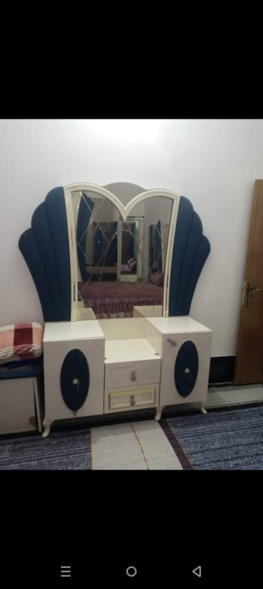 السلام عليكم عندي هاي  غرفه تركي 8 قطع  
نظيفه جدا مابيه ضرار مستعجل ع بيعه 300وبيه مجال مكان ابو غريب  التواصل خاص وشعندك غرف دزلي توصيل مابيه


**إذا كنت صاحب هذا الإعلان وتريد حذفه لأي سبب، رجاءا أرسل رسالة إلى الدعم الفني**