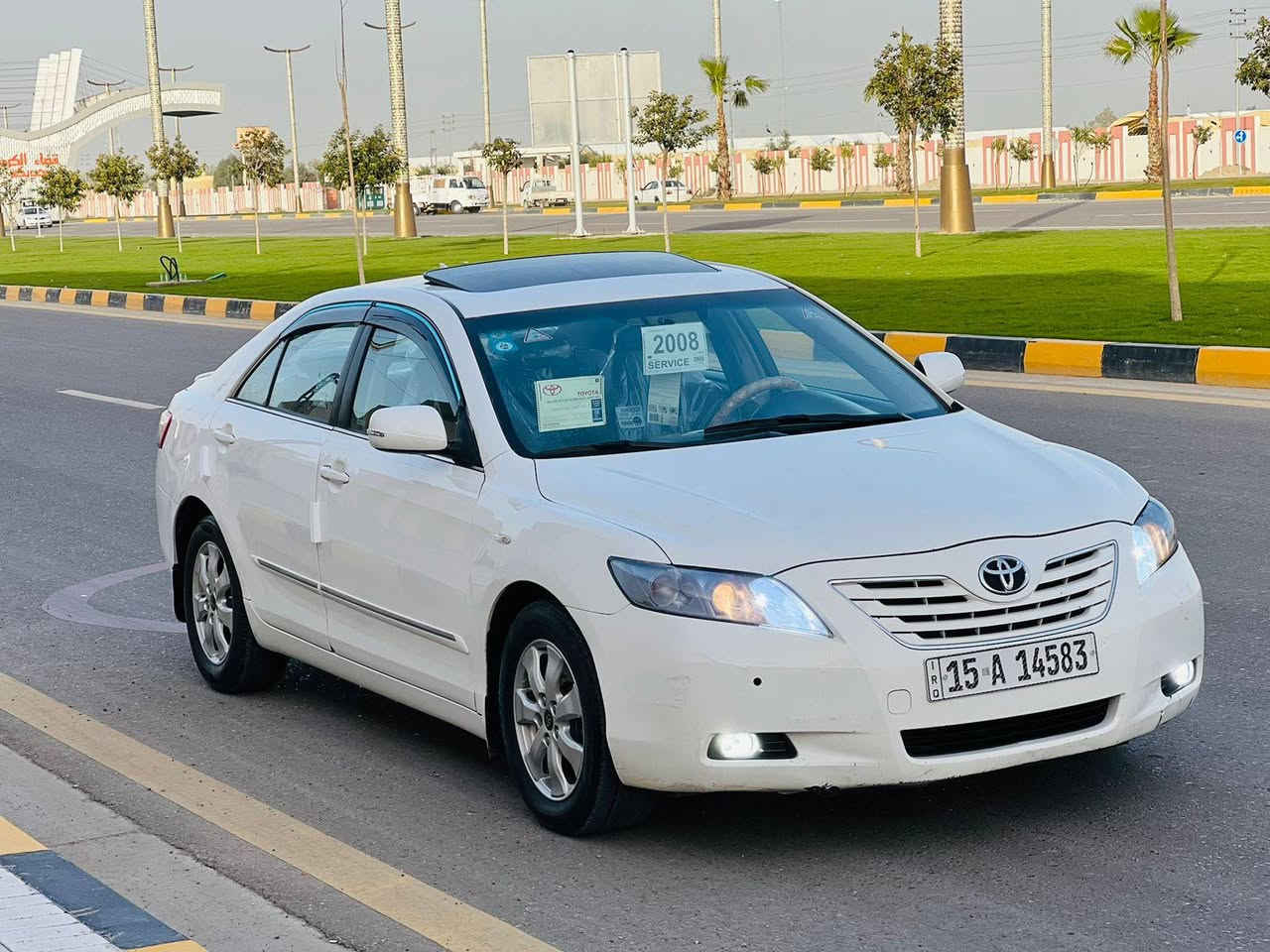 السلام عليكم   للبيع كامري. 2008. رقم انبار     تحويل ثاني يوم شرط.  محرك 2400. جديد.   صدر تبريد كله جاهز.    فول مواصفات السياره.  برده كهربائي.  بيها صبق شويه    والباقي مقفول. كفاله عامه سياره جديده      سعر110 وبيها مجال للطيبين. مكان السياره فلوجه حي العسكري. رقم الهاتف. ***********
