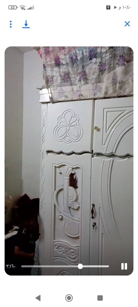 غرفه عراقيه للبيع المكان ناصريه غراف  لاتصال *********** السعر 450 وبها مجال
