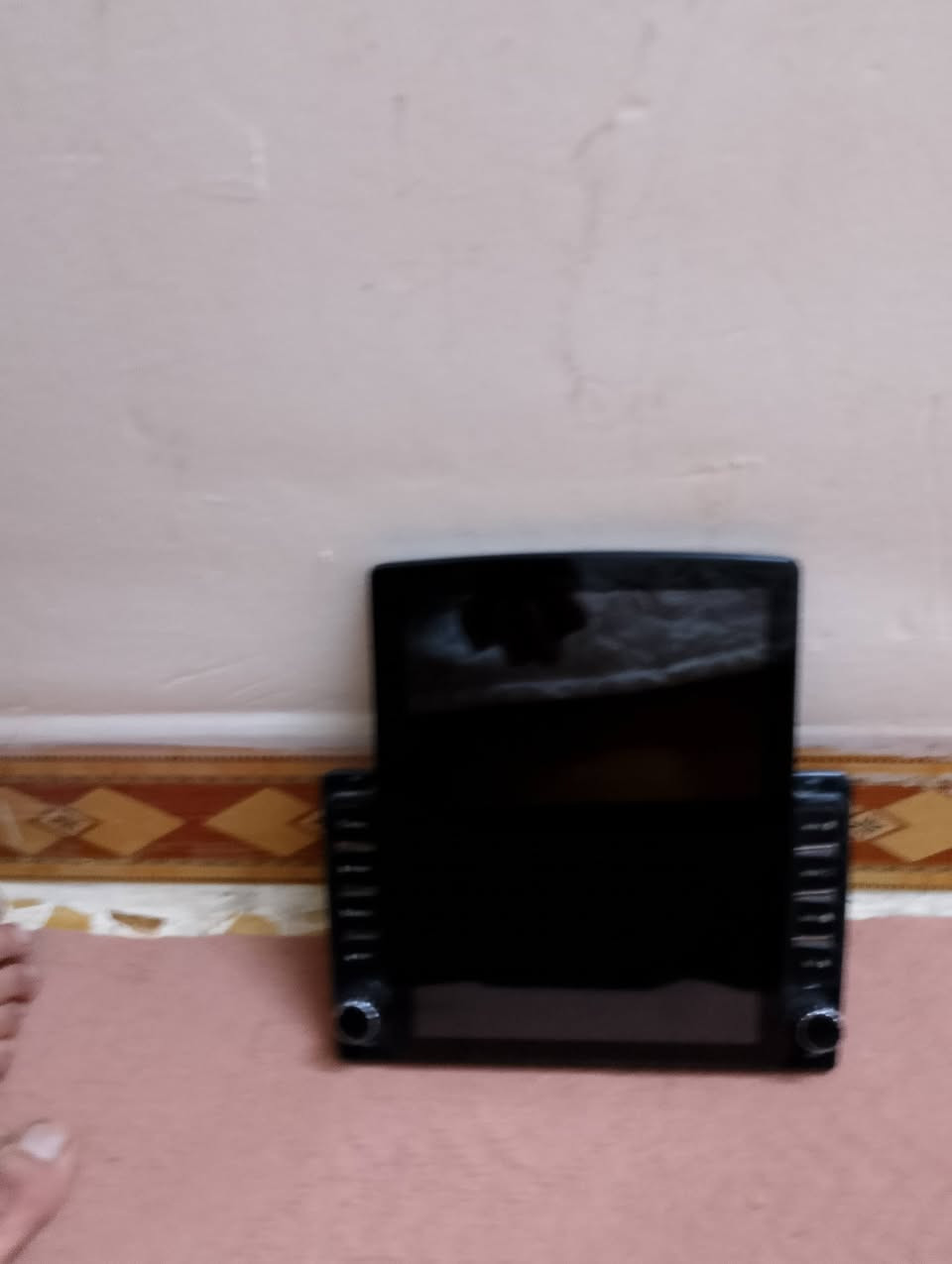 السلام عليكم شاشه مال النترا للبيع السعر 65 وبيها مجال وشرط الشغل وشرط الدقه ***********
