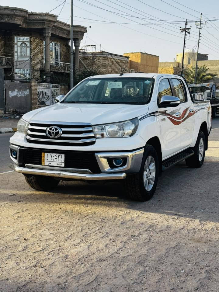 السلام عليكم
بيكم هايلوكس 2016  اوتماتيك سعودي السياره كفاله وجديده بمعنى الكلمه والسونار موضح بالصور ماشيه 130 فقط 
مكان السياره ميسان 
السعر 245
***********
