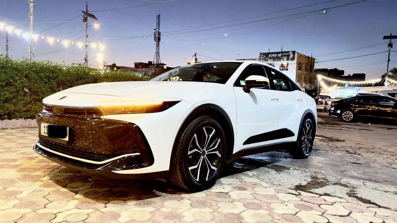 كراون بريميوم ٢٠٢٣ وارد عبد اللطيف جميل 
رقم بغداد جديد
فول مواصفات 
٤ كامرات 
سياقة ذاتيه 
مانع تصادم 
تحديد مسار 
بردة خلفية كهرباء
تبريد كراسي 
رادار امامي وخلفي وجوانب 
كراسي الامامية والخلفية كهرباء 
داخل بيجي 
السيارة ماشية ٥٠  الف 
العنوان زيون تقاطع ملعب الشعب
السعر ٢٨٠وبيهة مجال 
***********
*********** بغداد, العراق

