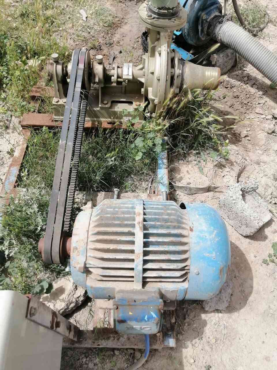 موطور للبيع 15 حصان دوره 3000 ايطالي استندر خنزيره 5 × 4 جديده مع جهاز التشغيل جاهز السعر 625 وبي مجال المكان بغداد التاجي منطقة الشيخ عامر قرب سبع البور


**إذا كنت صاحب هذا الإعلان وتريد حذفه لأي سبب، رجاءا أرسل رسالة إلى الدعم الفني**