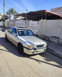 أوبل فيكترا للبيع موديل 93 حجم 20 اوتوماتيك سنويه جديد كربون بانزين بي...