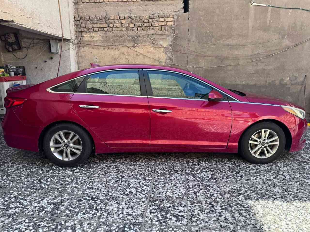 السلام عليكم للبيع هونداي سوناتة موديل 2017 رقم سليمانية بسمي 
بيها صبغ فقط بل بنيد الجاملغ راجع نفسة بدون شواصي بدوان دواخل ابد
السيارة بيها كلير باب وجاملغ وقبق الجنطة مبدل اصلي بدون دواخل السيارة جديد مكينة 2400 جديدة 
تبريد ثلج تراي زيرو السيارة احلة من الصور السيارة جاهز وترايك وين ما تريد
السعر 105 وبيها مجال
‭***********‬
العنوان بغداد
