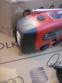 راديو طوارئ • قابل للشحن • جودة عالية