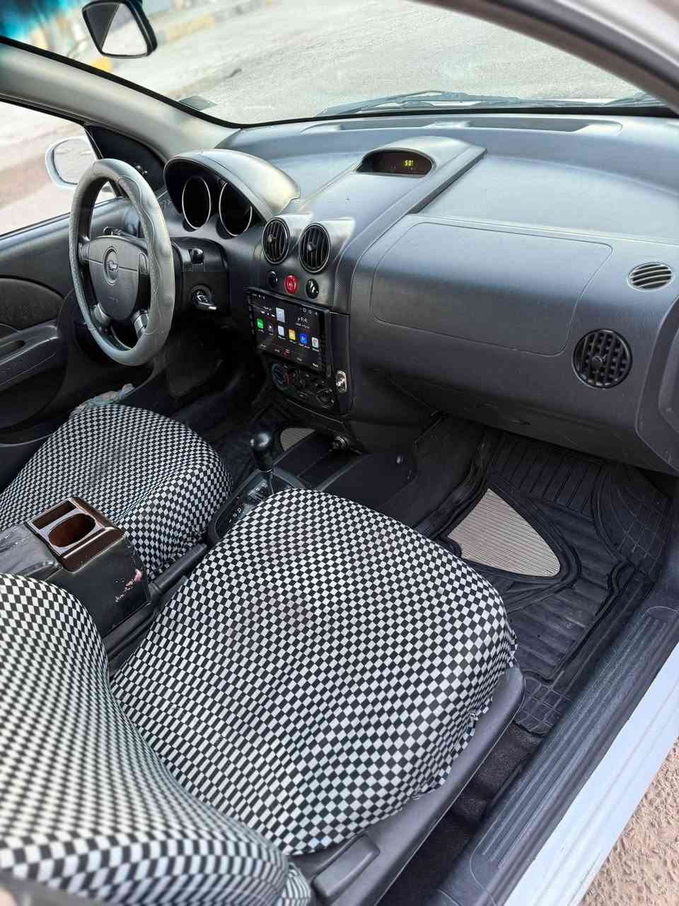 شوفرليت افيو 2006 خليجي
رقم مميز كربلاء باسمي تحويل مباشر 
حجم المحرك 4 سلندر 
عداد المسافه 174 الف km
كير اوتو .. محرك مكفول 
مواصفات .. 
4 جام اوتو - شاشه أندرويد 
كامره خلفيه - سنتر لوك 
(( السعرر 62 ورقه )) للاستفسار الاتصال 📞 
*********** 
العنوان / كربلاء / حي الحسين
