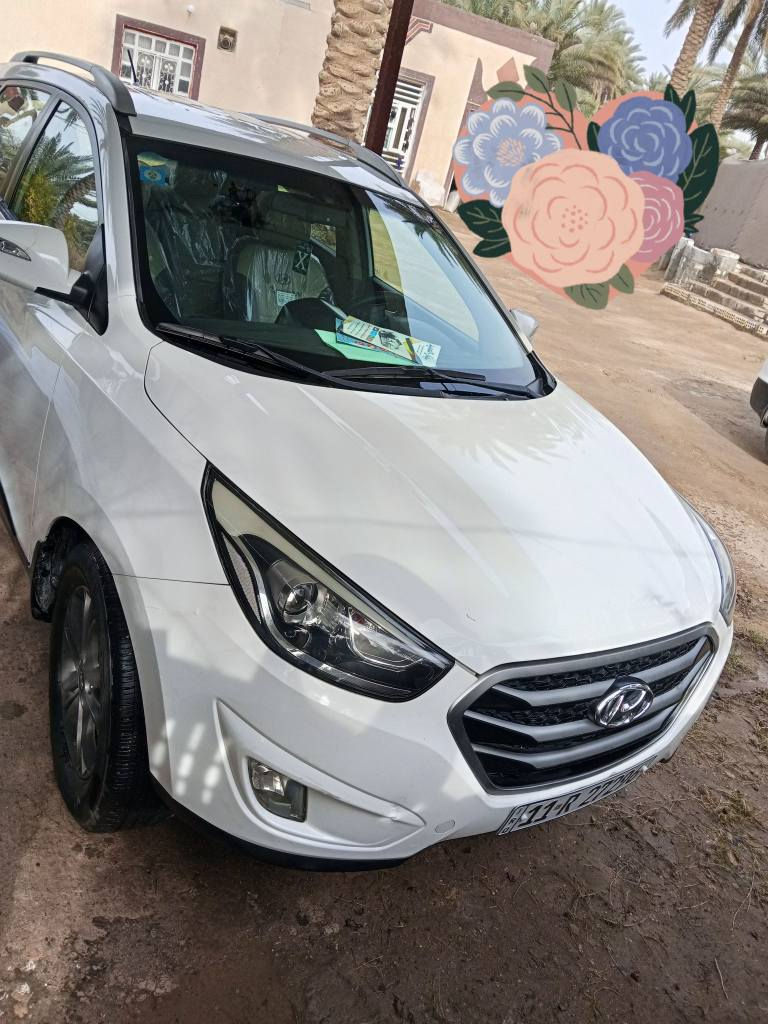 ياالله ..السلام عليكم…توسان خليجيه 2015
للبيع ......بسعر 154
هونداي توكسان 2015 خليجي 
لون ابيض ثلجي المرغوب 
محرك مكفول 4/2000 سلندر دووش بدون فتح بدون بخار
كير  اوتوماتيك مكفوول
ماشيه 168KM 

المواصفات
داخل جوزي ورصاصي لونين المرغوب
لايت ليد شمعه 
لايت عدسه
تبريد قطعتين ثلج 
تحكم ستيرن
اشاره مرايه
كامره بلمرايه
بلوجكترات
ويل كب نفطي بلادي 17 

السياره ترايها حيل ناعم بدون اي نقص جاهزه من كلشي الحمدالله 

🔺السونار مرفق بالصور

رقم بغداد انكليزي الجديد /تحويل ثاني يوم
السعر 154$..وبيها مجال للشراي يعني شوفهاوتدلل 
📍مكان السياره كربلاء
🔎للاستفسار رقمي…. 
***********
