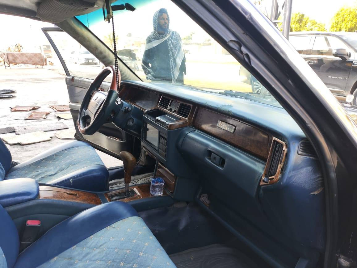 السلام عليكم
كراون ارنب فحل طويل موديل 94. رقم بغداد   مكينه وكير خير من الله حداده 80٪ دواخل جدد بيه ضربه الجاملغ الخلفي خفيفه مامصلحه سنويه 26 مشروع وطني مداور ثاني يوم صاحبه بلناصريه تبريدبس كبريسر واكف المكان البصره الزبير السعر 58
رقم الهاتف ***********
