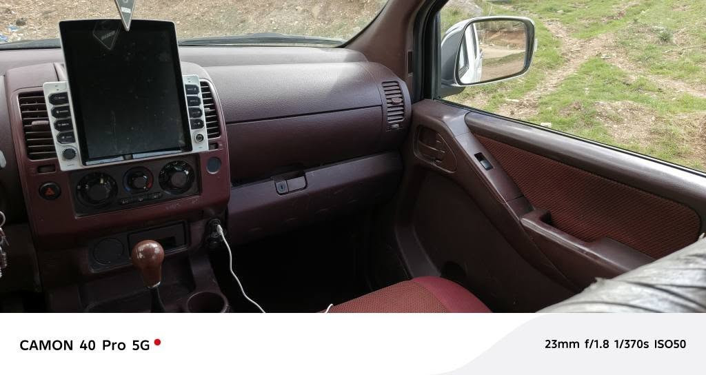 نەڤارا مۆدیل 2009  
ڕەقەم هەولیر بەناوی خۆمەوەیە تا 2031 تازەیە
مەکینەی شەریکەی خۆیەتی
بەشەرتی گیڕو مەکینەو عەکسل و گشت گیانی
تەبرید و گەرمی و کارەبای مەزبووتە 
وەرگەڕاو موس بڕاوە نیە 
دەعمی پیشی هەیە 
سەیارەکە زۆر جوانە و چاڵ و چۆڵ ی نیە 

سعری 76
                 لەسلیمانیە 

***********       *********** السليمانية, العراق
