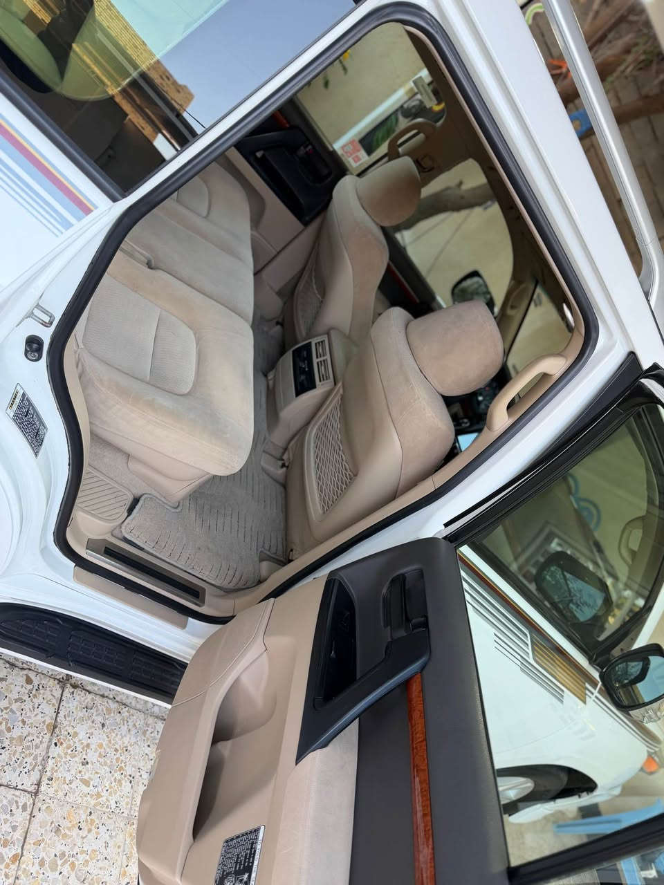 لاندكروز جكسار 13فول مواصفات مكينه 6سلندر 8ايرباك زراك لايت تحكم استيرن كشفات ضباب كشن السايق 3دكم السياره بريميه اصليه رقم بصره بسمي تحويل مباشر مكينه وكير بلجيس حداده تخم تاير توني شاده السياره احله من الصور السعر 328وبيه مجال حك الجيه مكان السياره البصره قضاء المدينه الاتصال ***********او*********** المدينة, البصرة
