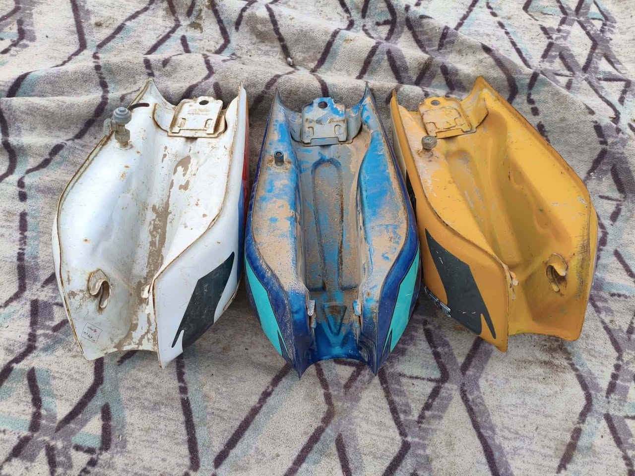 السلام عليكم تانكيات دراجه البيع سعر واحد 13 الف ***********
