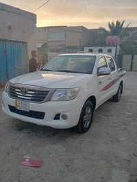 بيك آب • موديل ٢٠١٢ • ماشي ٣٠٠ الف