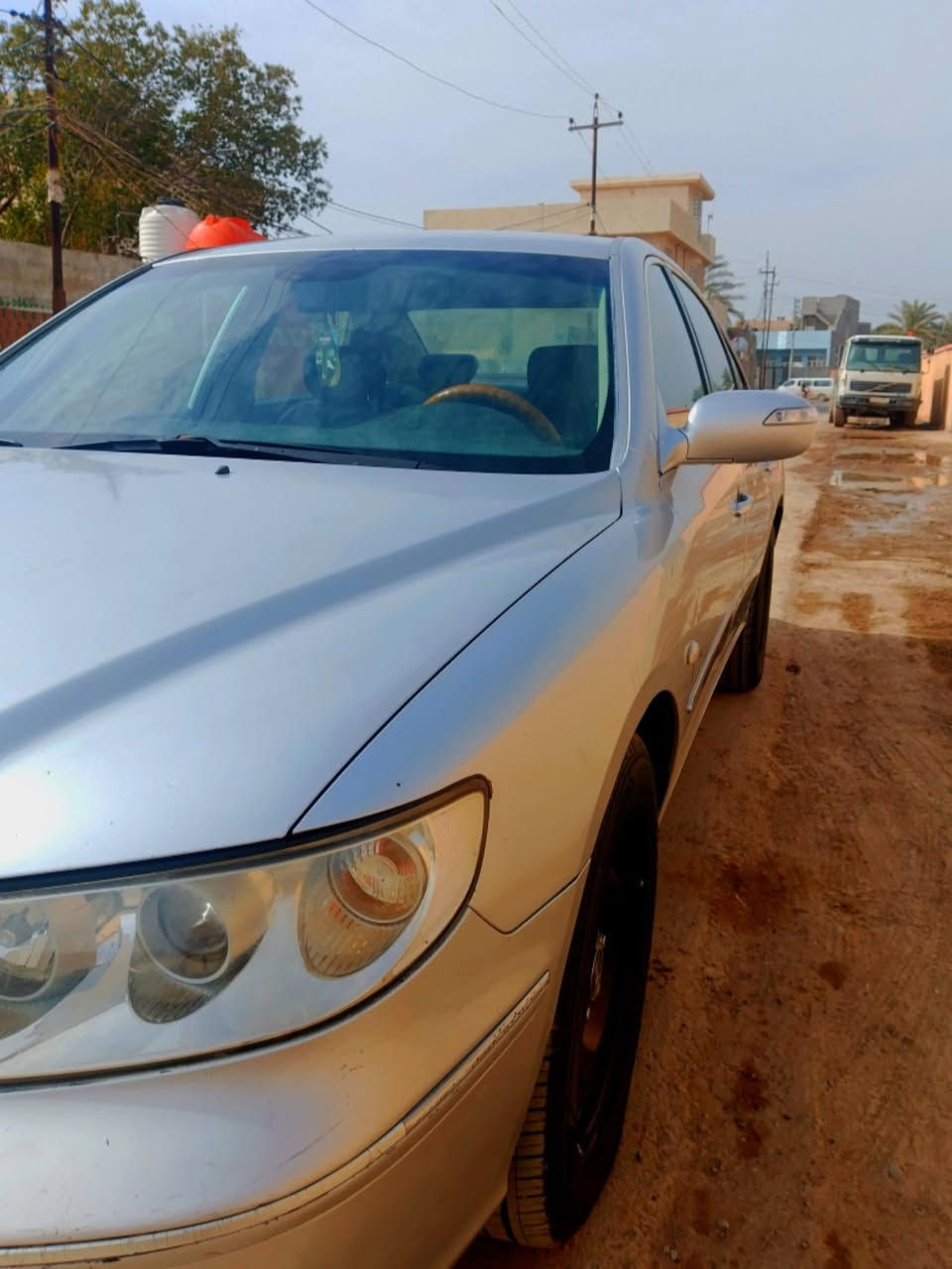 سلام عليكم 
ازيره 2008 خليجي بيه قطعتين جاملغ خلفي وبنيد بس صبغ بدون معجون سياره نضيفه بمعنه الكلمه دواخل جلد اسود صاج كشنات كهرباء مكينه 6/ 2700 رقم بغداد الماني سنويه 2028  مكانه ديالى بعقوبه 
89$.  السعر
***********
