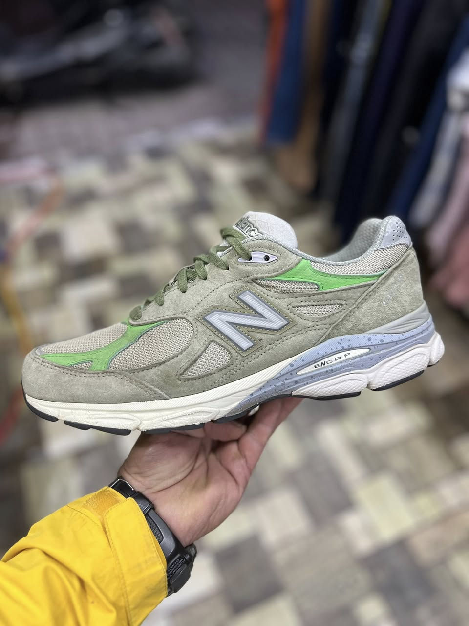 نيو بلنص
بالة اصلي
قياس 45
توصيل جميع محافظات 
واتساب
***********
