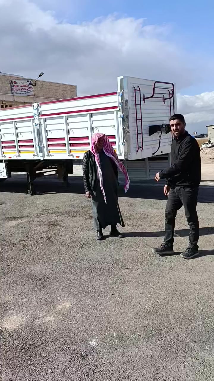 سوق شامل للنقل للشاحنات والمقطورات بانتظاركم، أصدقاؤنا الأعزاء، في فرعينا بحلب وحماة. أرقام التواصل لفرع حلب: +90551 046 84 79... +90537 675 99 47... +90531 336 62 27. أرقام الهواتف: 0992978603 0964655945. أرقام التواصل لفرع حماة: +90551 046 84 79... 0980562807... +90537 675 99 47...


**إذا كنت صاحب هذا الإعلان وتريد حذفه لأي سبب، رجاءا أرسل رسالة إلى الدعم الفني**