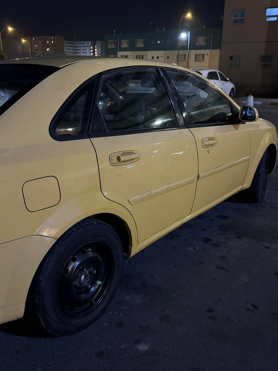 ‏سلام عليكم اربتره  ‏الشركة العامة للسيارات 2011 للبيع مهضومه الغاز السيارة جاهزة حدادي ترات جديد بها فقط أربع هلالات  السيارة ما بها أي نقص  ***********
68 بيه مجال
