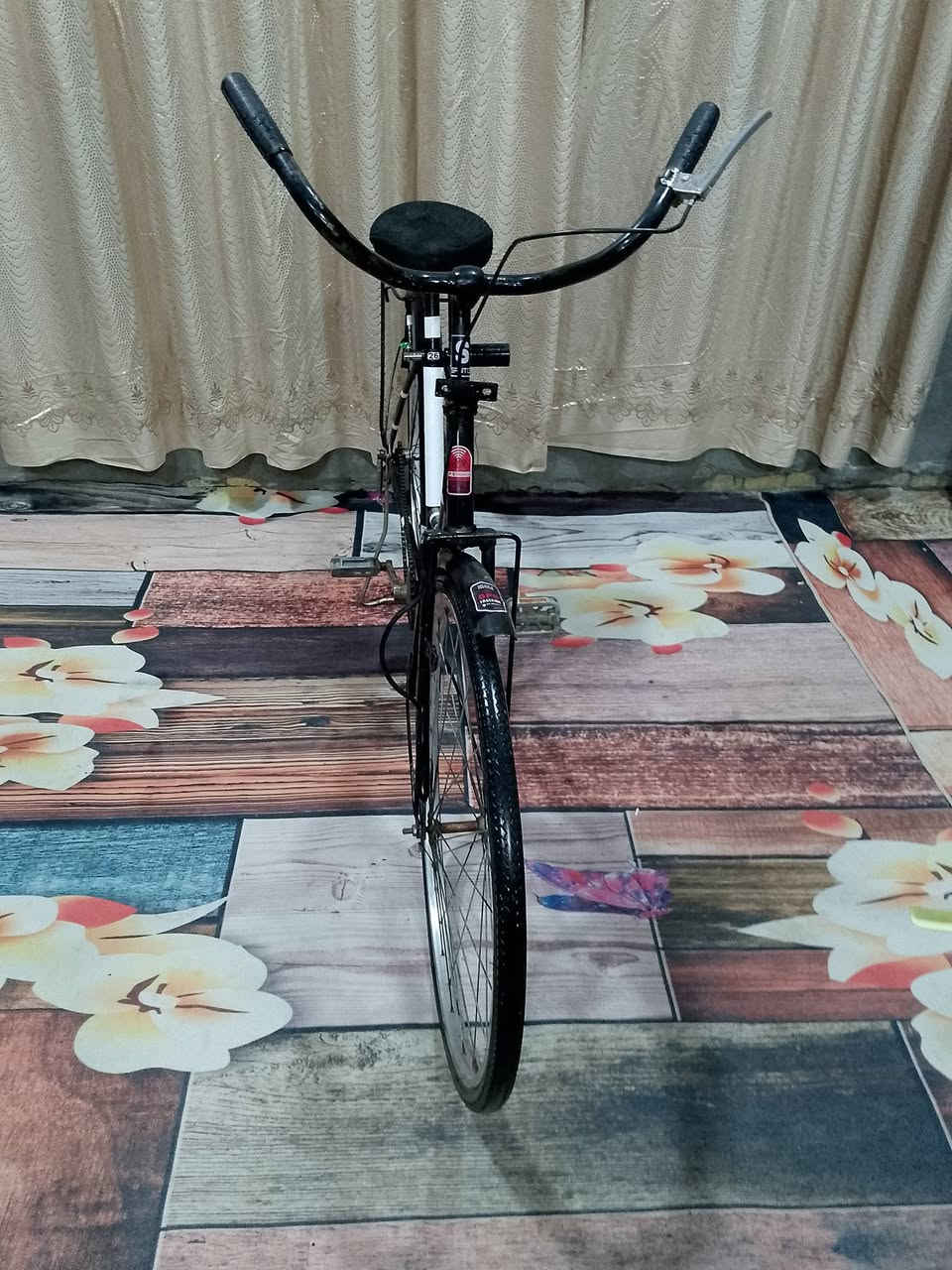 السلام عليكم بايسكل للبيع حجم 26 موديل 2011  80 وب مجال مكان كوت


**إذا كنت صاحب هذا الإعلان وتريد حذفه لأي سبب، رجاءا أرسل رسالة إلى الدعم الفني**