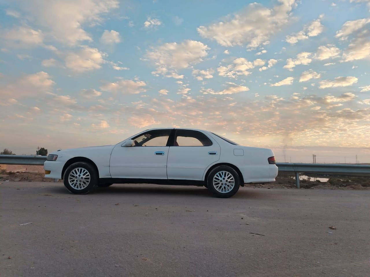 سلام عليكم كرسته موديل 1993البيع رقم واسط نكليزي سنويه 2026 مكفوله من الكص والنغل جثه والضربه والصبق  مكينه وكير ونجي جداد حداديه وتخم تاير جداد تبريد شقال مكان السياره الناصريه مركز السعر 68 بيه مجال استفسار ***********
